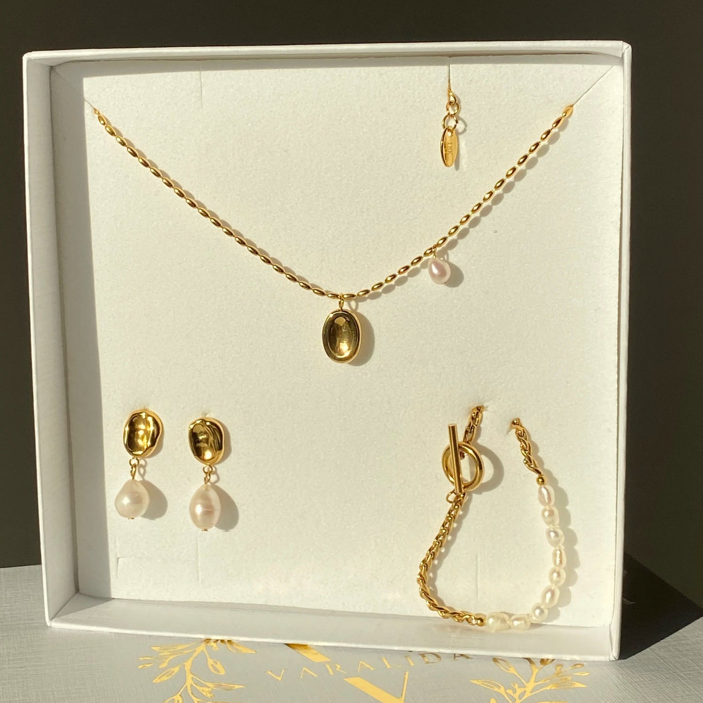 Célia Necklace Gold - 18 Karat