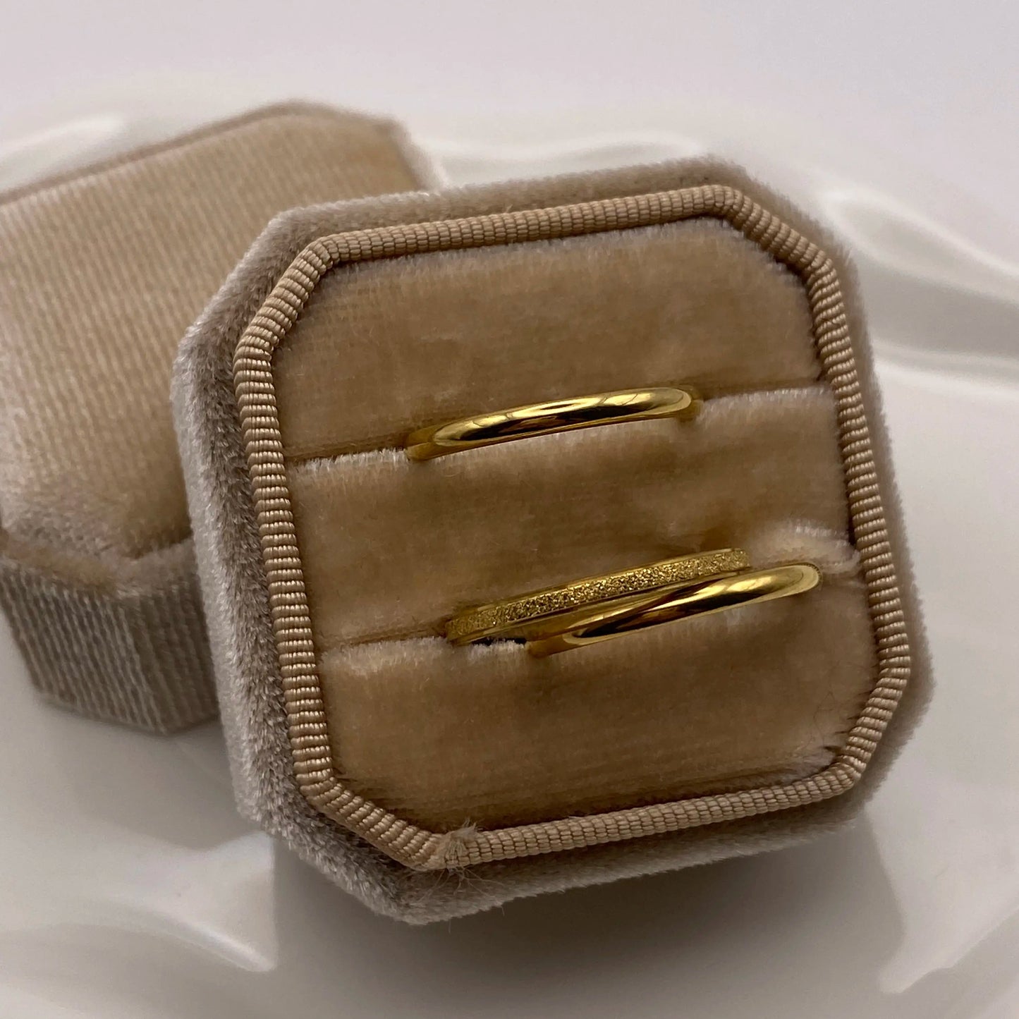 Arabella Trio Ring - 18 Karat