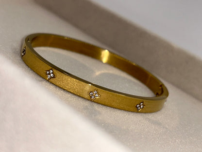 Lavish-Star Bracelet - 18 Karat (⌀ 6 cm)