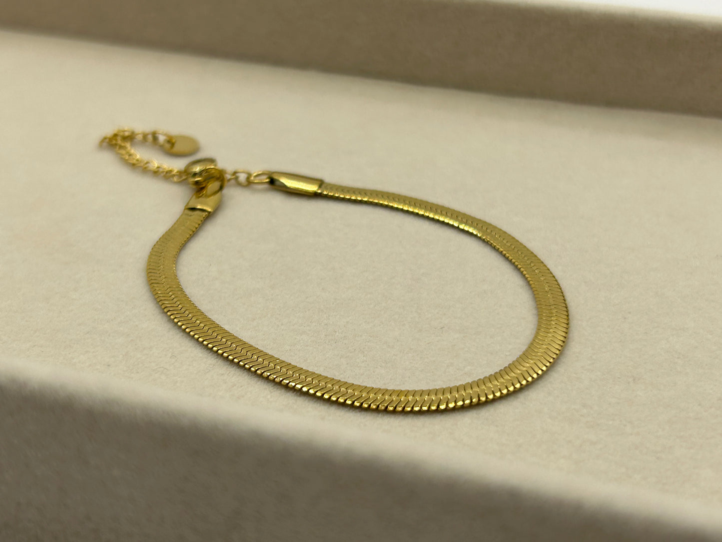 Amorette Bracelet - 18 Karat