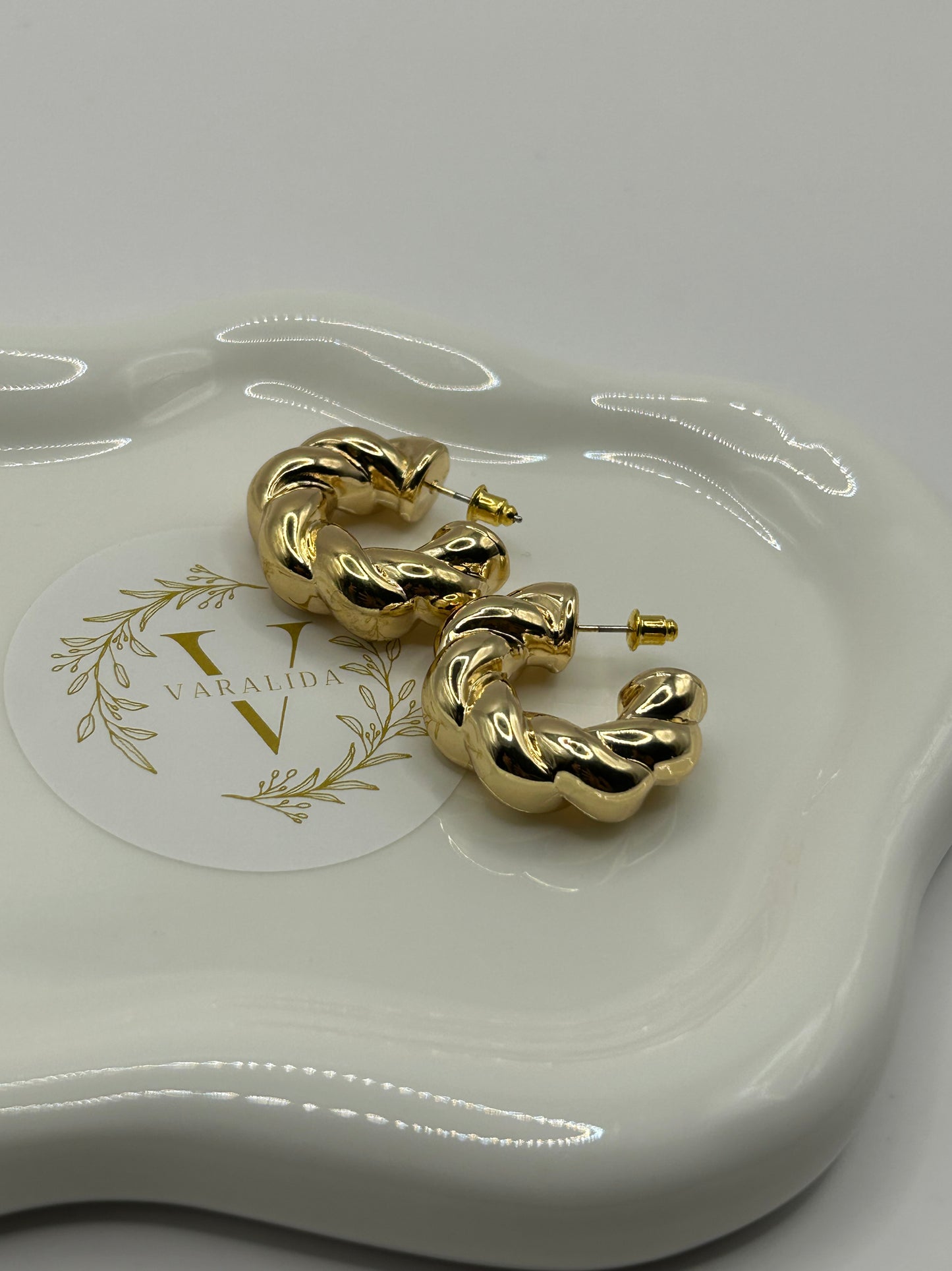 Catania Earrings - 14 Karat