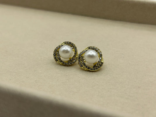 Bari Earrings - 16 carats