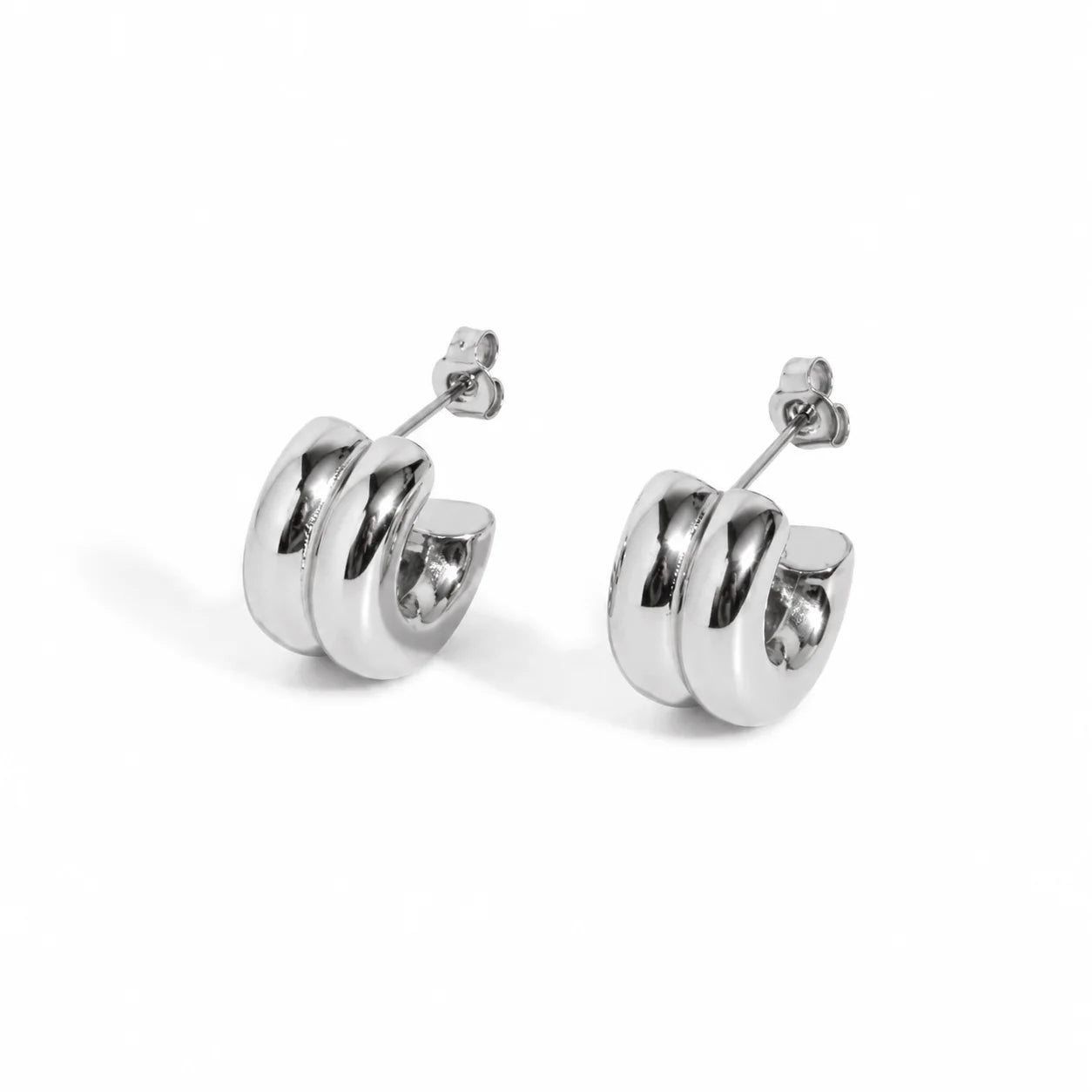 Liorisse Silver Earrings - 18 Karat