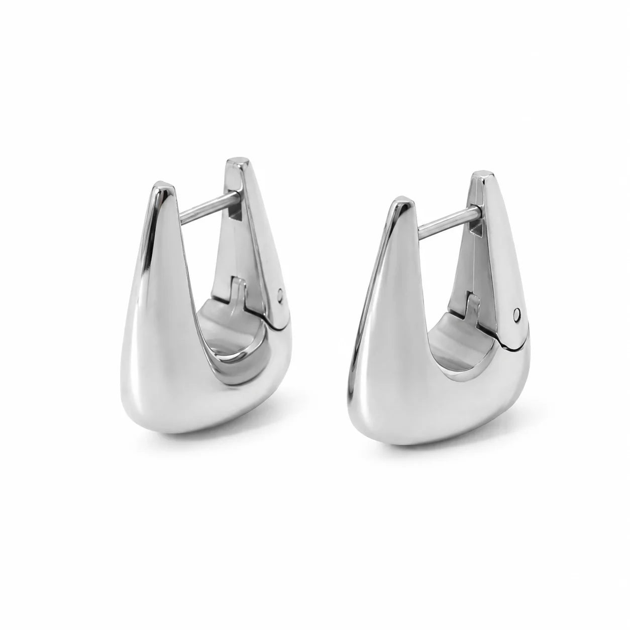 Nobelis Silver Earrings - 18 Karat