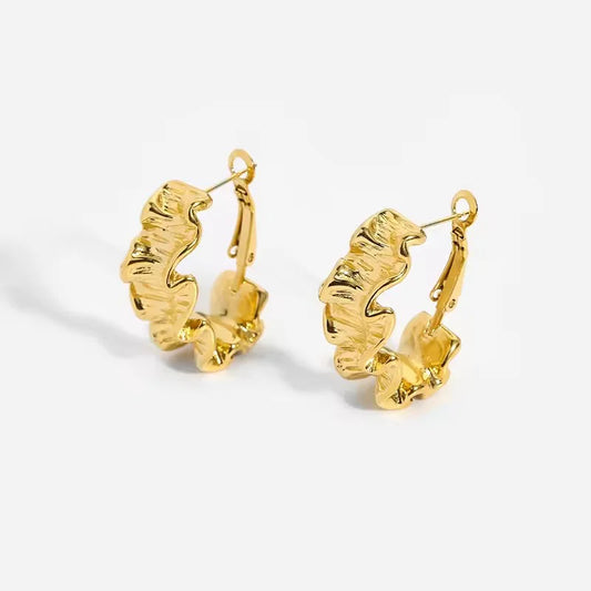 Auralune Gold Earrings