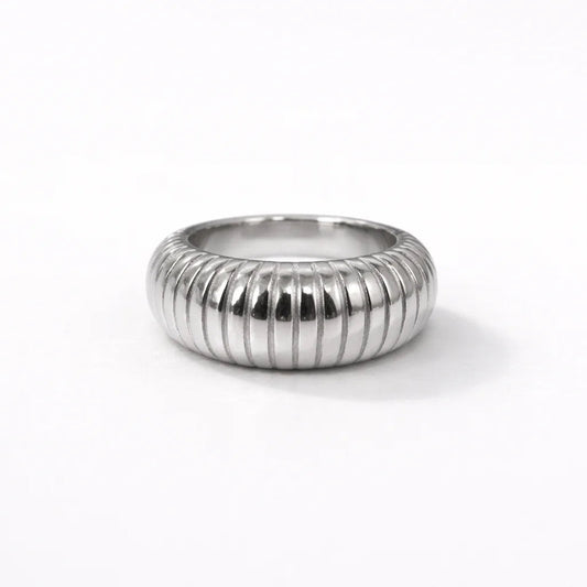 Spine Silver Ring - 18 Karat