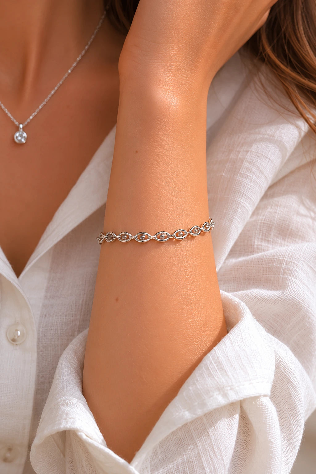 Veloria Silver Bracelet - 18 Karat