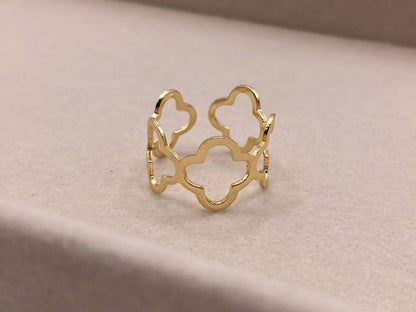 Four Cleef Ring