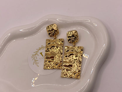 Bellisima Earrings - 18 Karat