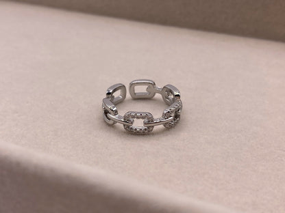 Caprice Ring - 18 carat