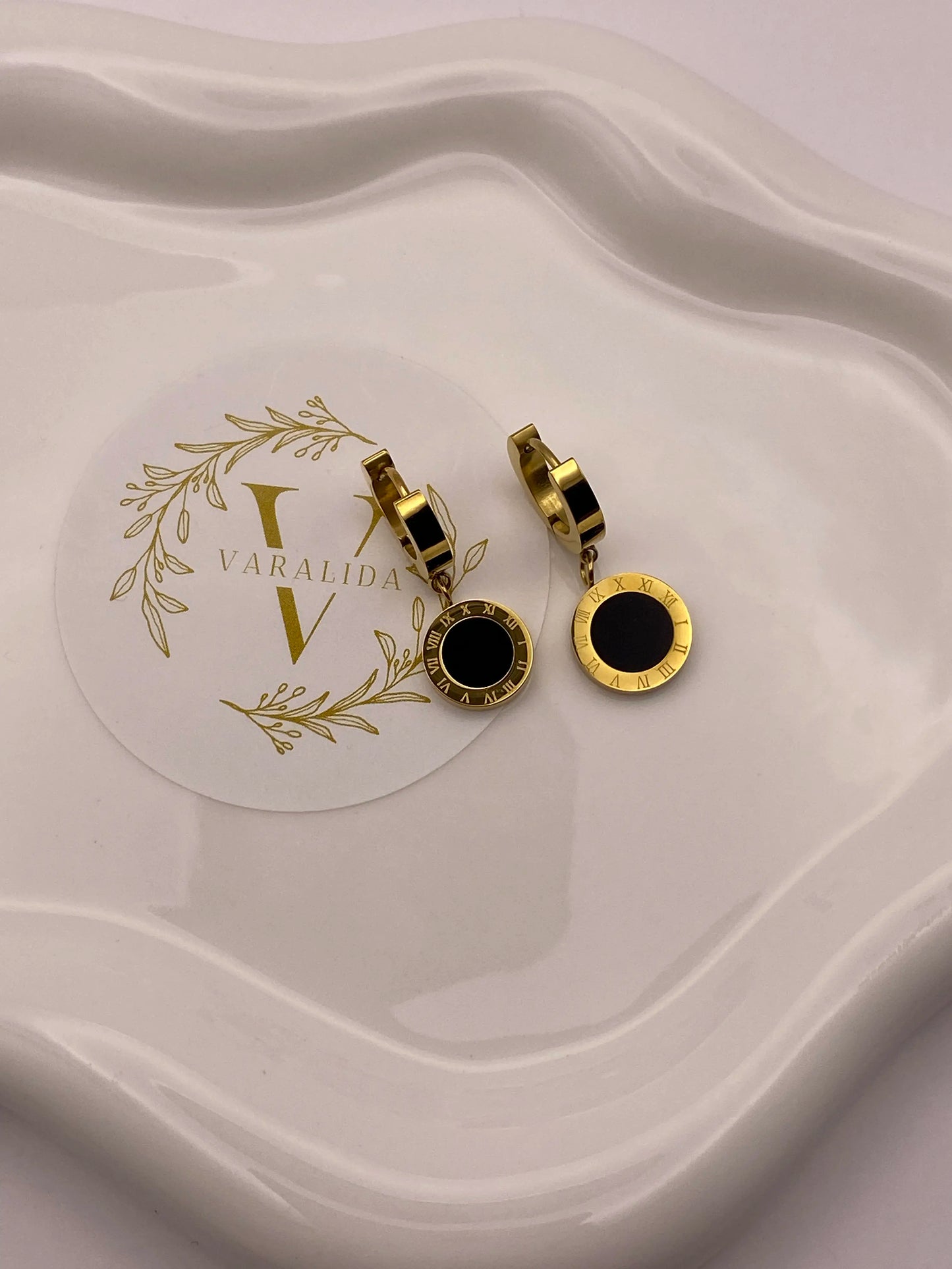 Clarendon Earrings - 18 Karat