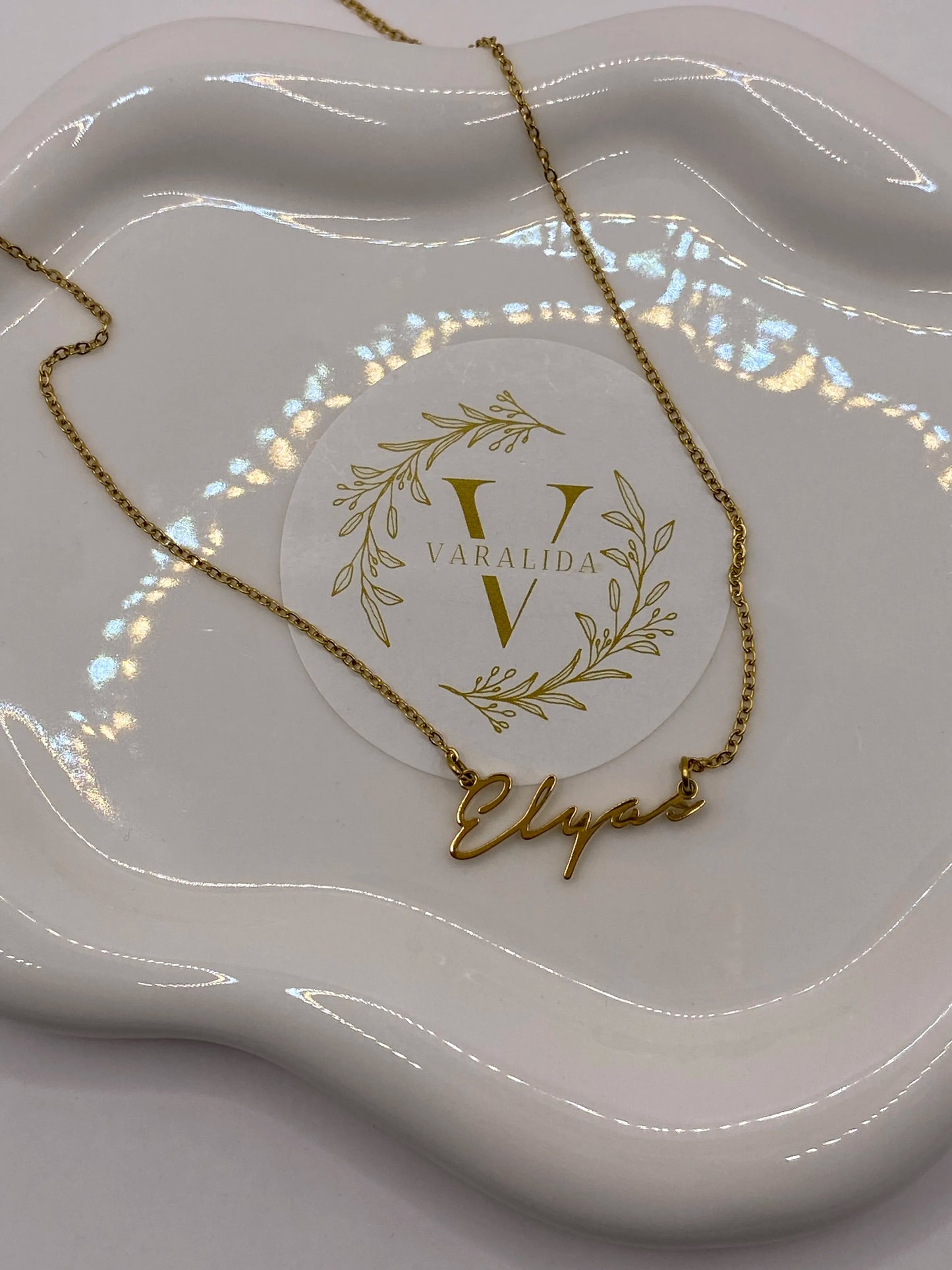 Initiale Necklace - 18 Karat (auf Bestellung)